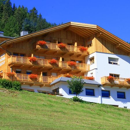 Hotel Schoene Aussicht カルティッシュ エクステリア 写真
