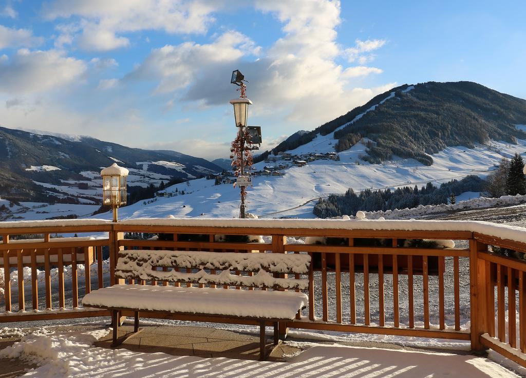 Hotel Schoene Aussicht カルティッシュ エクステリア 写真