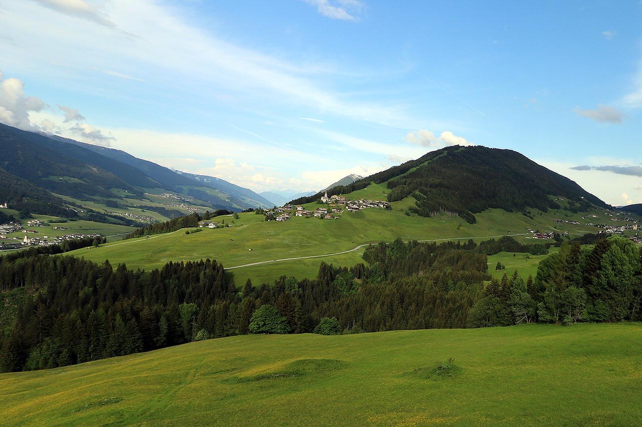 Hotel Schoene Aussicht カルティッシュ エクステリア 写真